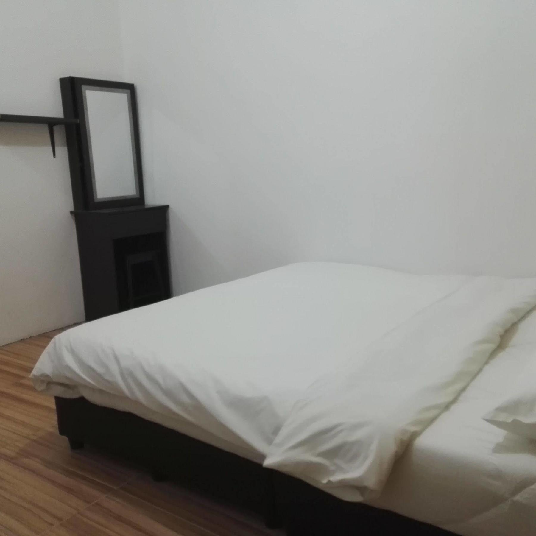 Spot On 89886 Backpacker'S Stay Services Kuching Esterno foto