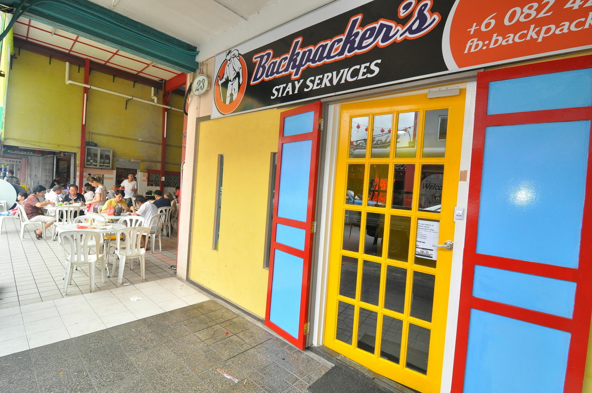 Spot On 89886 Backpacker'S Stay Services Kuching Esterno foto